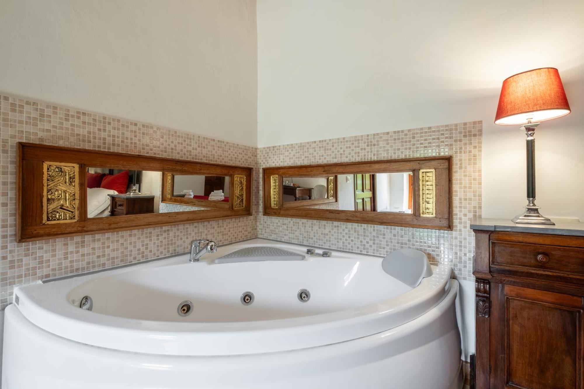 Corte Cristina & Suites Quartucciu Ngoại thất bức ảnh