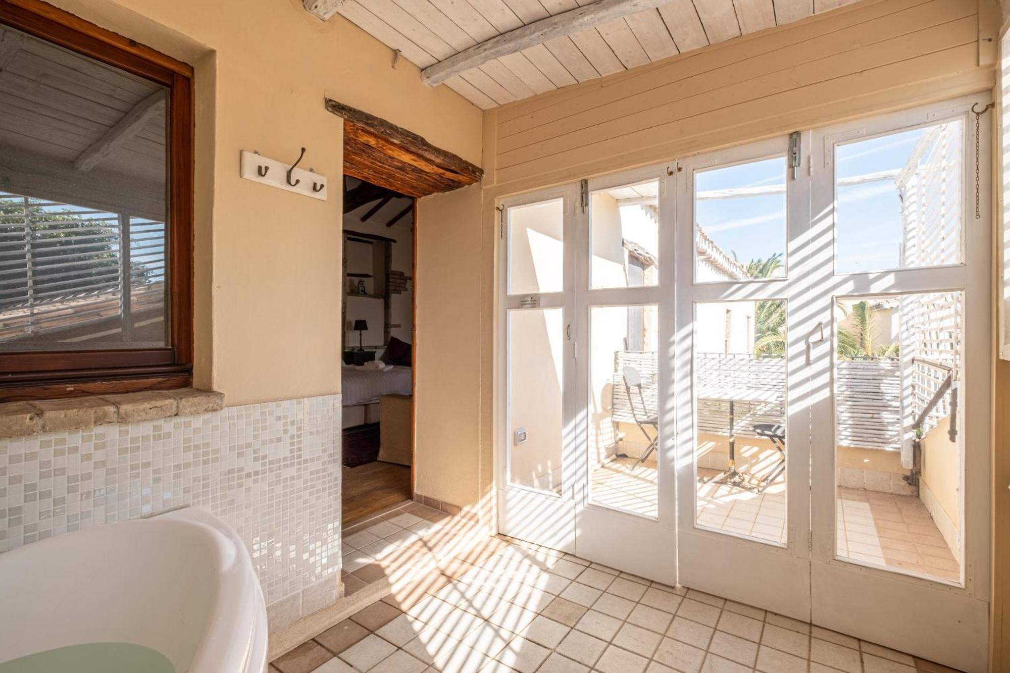 Corte Cristina & Suites Quartucciu Ngoại thất bức ảnh