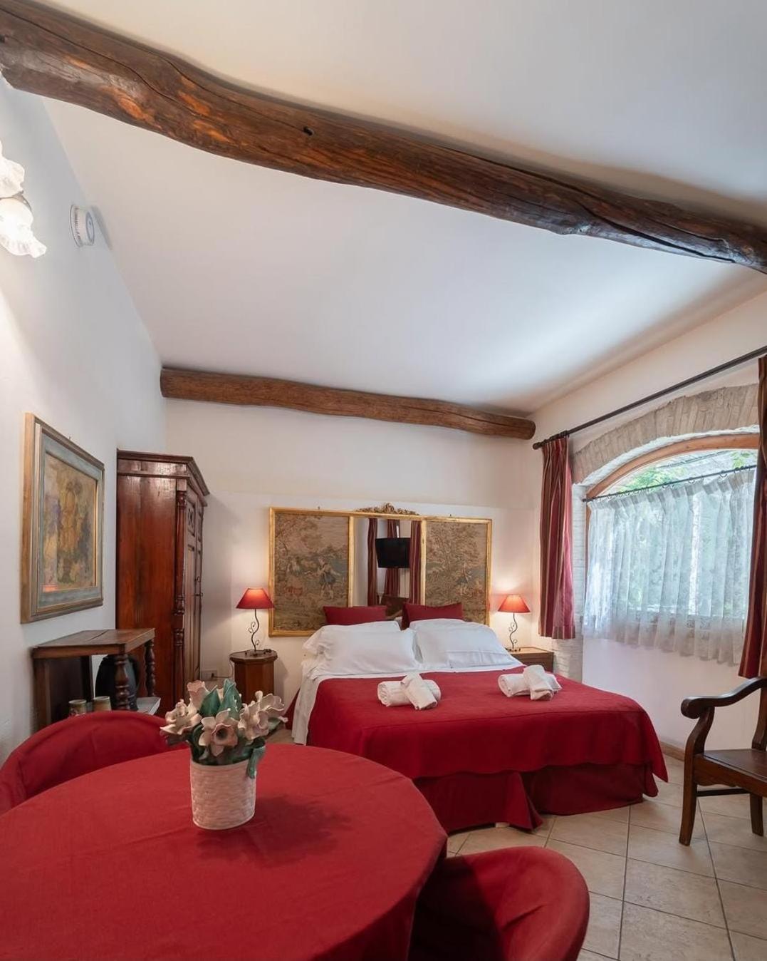Corte Cristina & Suites Quartucciu Ngoại thất bức ảnh