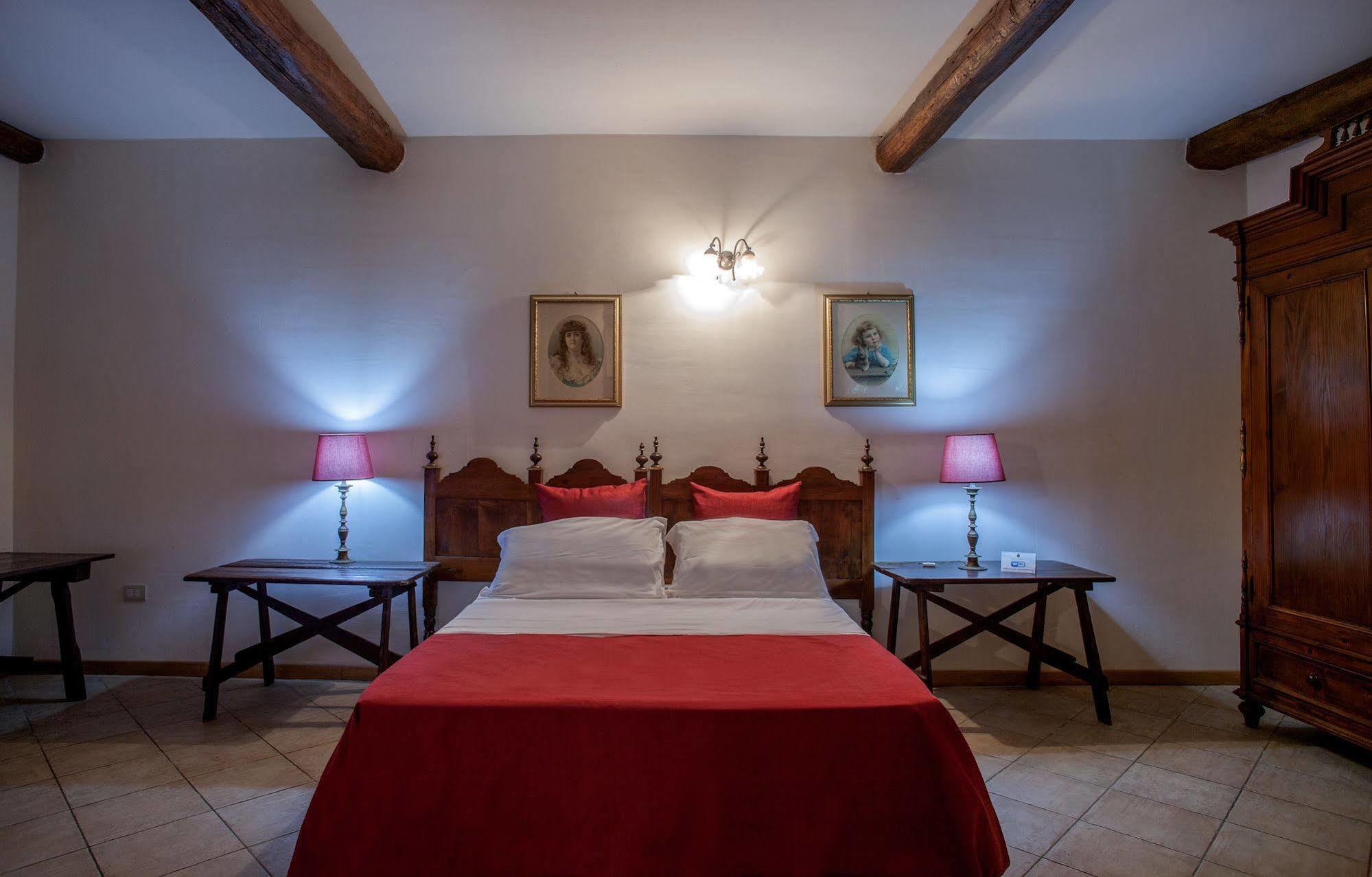 Corte Cristina & Suites Quartucciu Ngoại thất bức ảnh